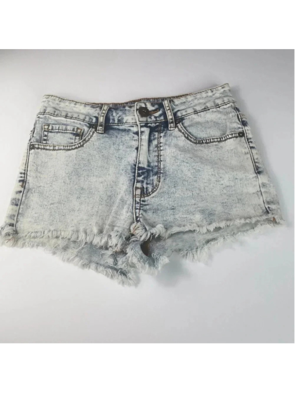 Bullhead Denim Co., High Rise Shorts, Size 3, Color Light Acid Wash, Strech